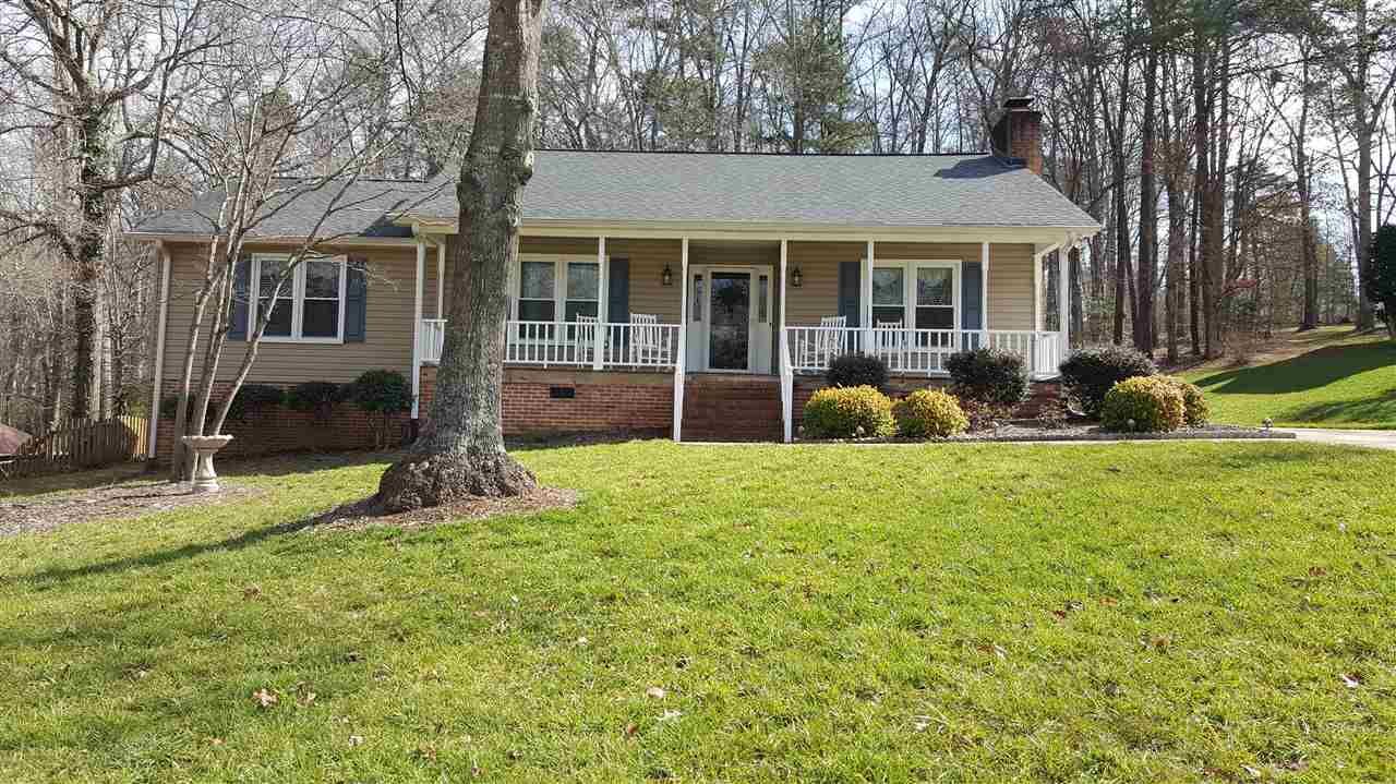 Property Photo: 125 Monarch Place SC 29687
