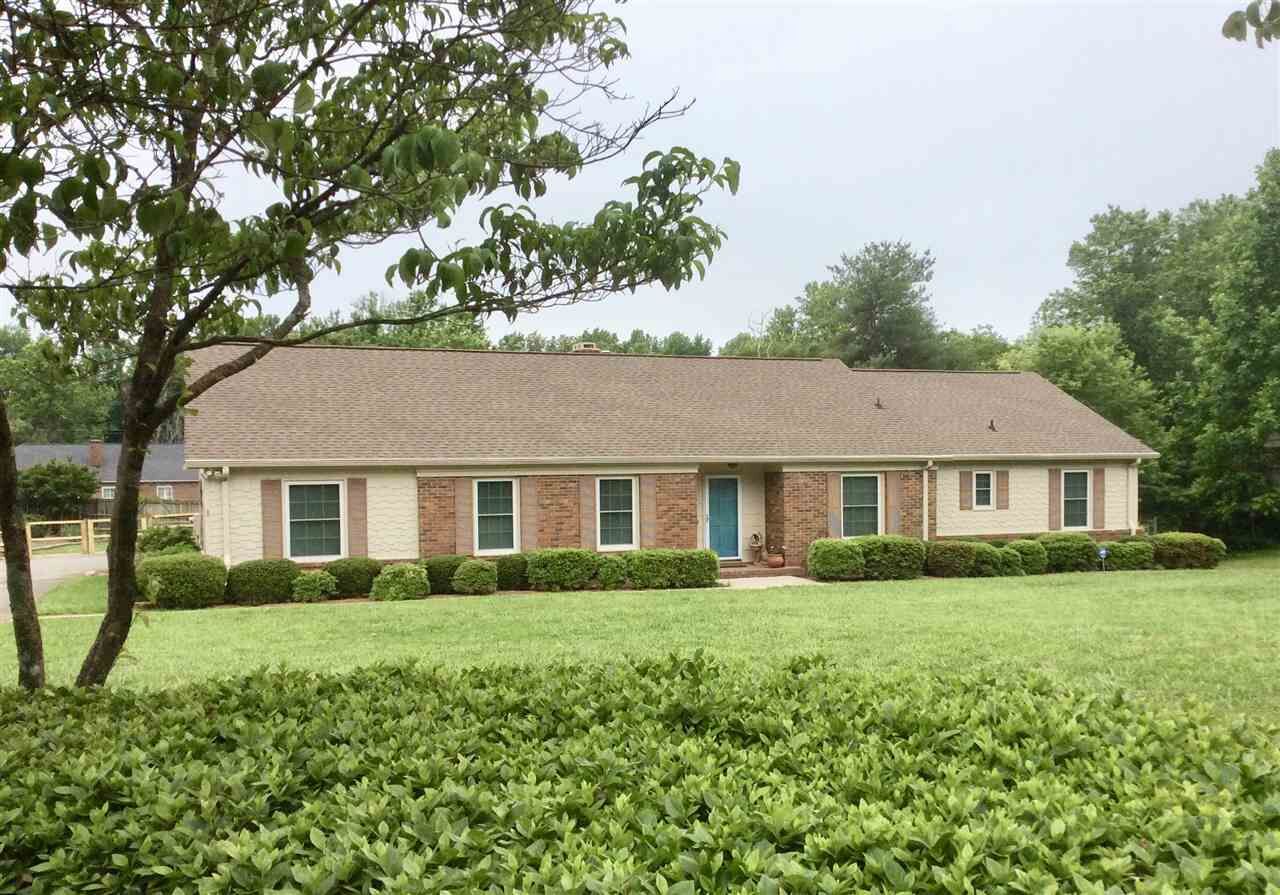 Property Photo: 326 Lowndes Dr SC 29307