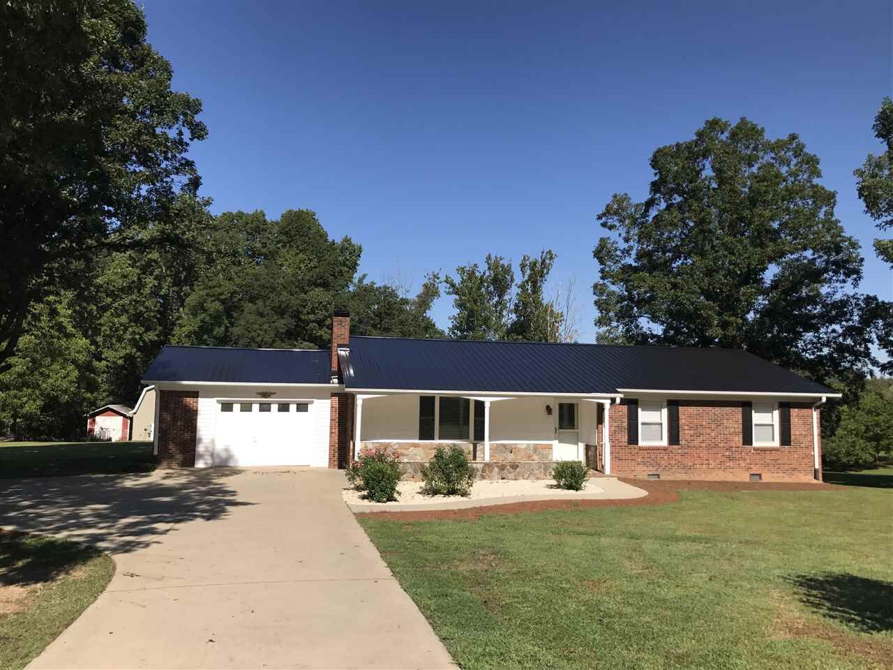 Property Photo:  104 Owens Drive  SC 29349 