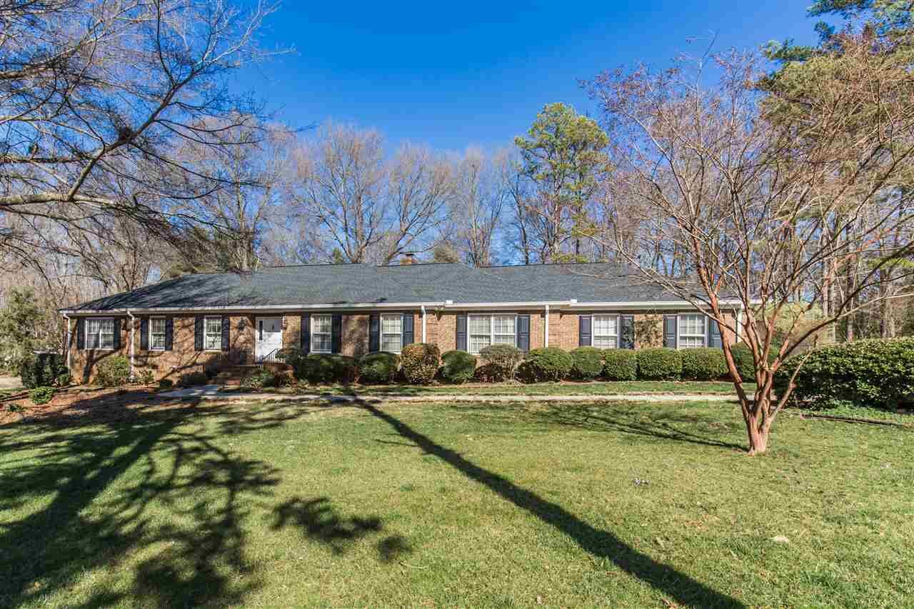 Property Photo:  213 Dunbarton Drive  SC 29307 