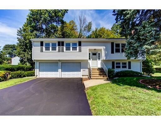 Property Photo:  4 Northgate Road  MA 01532 