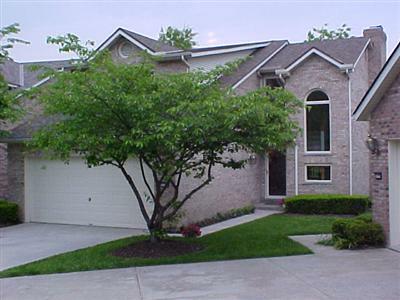Property Photo: 3173 Lakepointe Court OH 45248