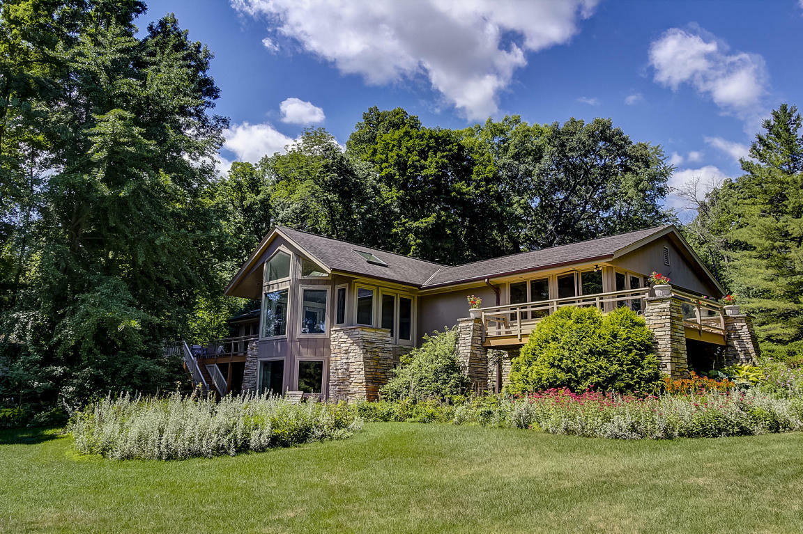 Property Photo:  4311 W Beach Rd  WI 53066 