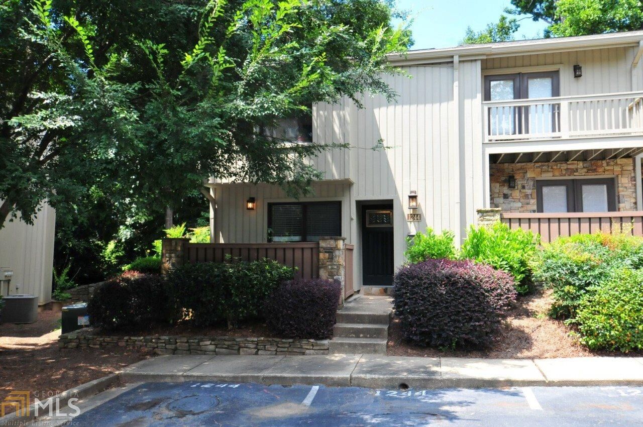 Property Photo:  1244 Druid Knoll Drive  GA 30319-4110 