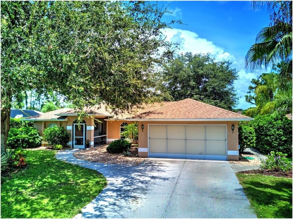 Property Photo: 70 Pinehurst Court FL 33947