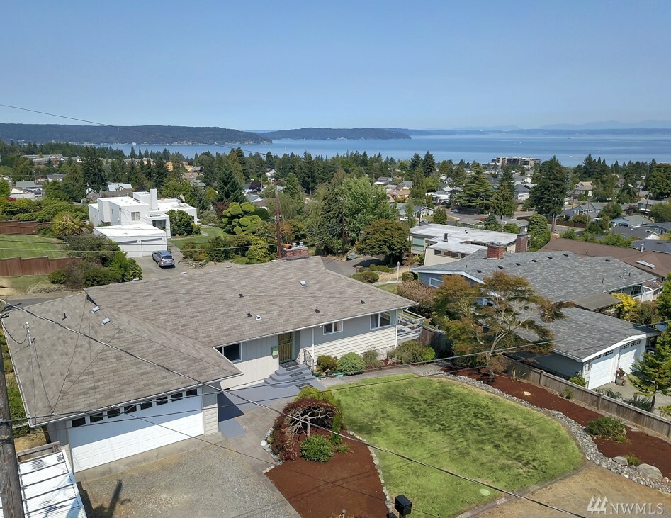 Property Photo:  6411 N 48th St  WA 98407 