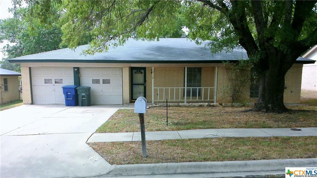 Property Photo: 617 N 23rd Street TX 76522