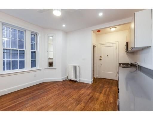 Property Photo:  1253 Beacon St B5  MA 02446 