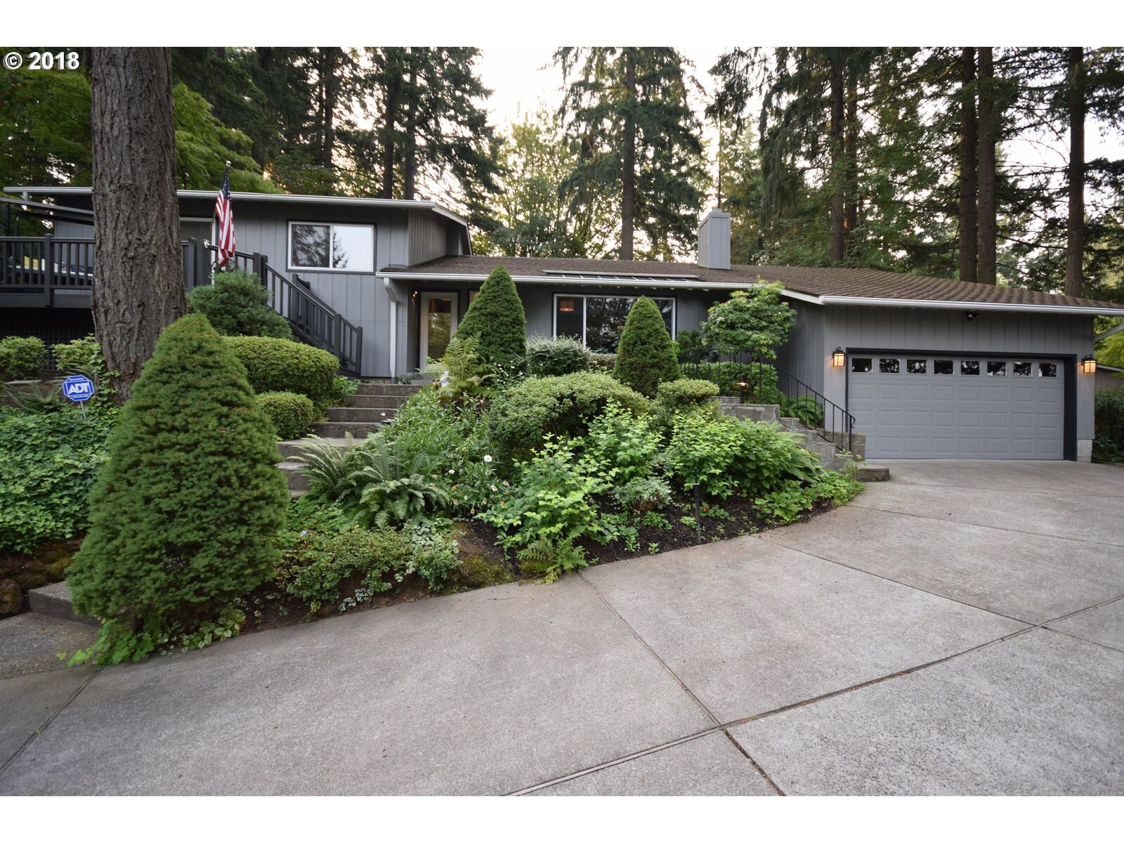 Property Photo:  145 Del Prado St  OR 97035 