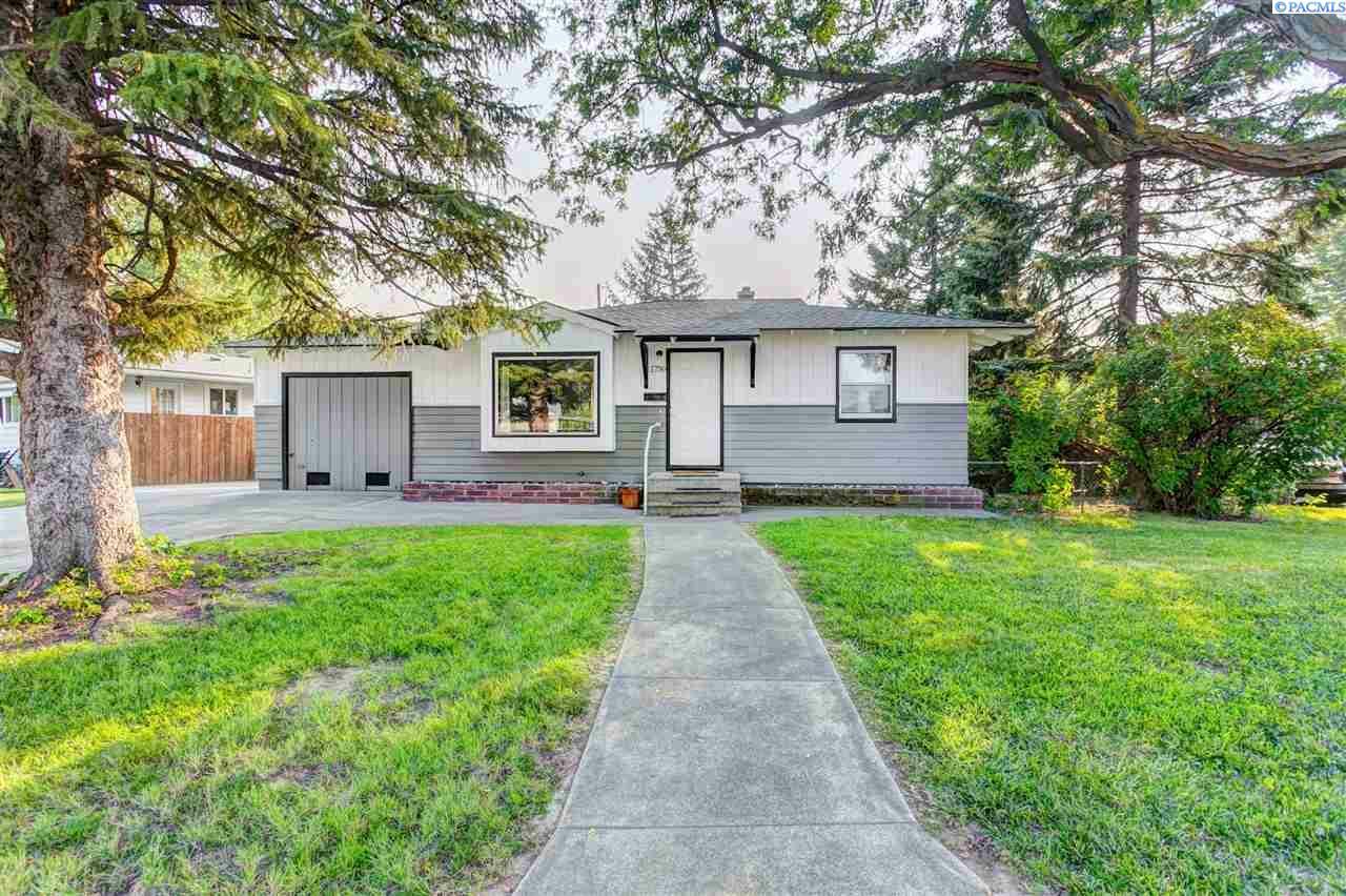 Property Photo:  1736 S Dayton Pl  WA 99337 