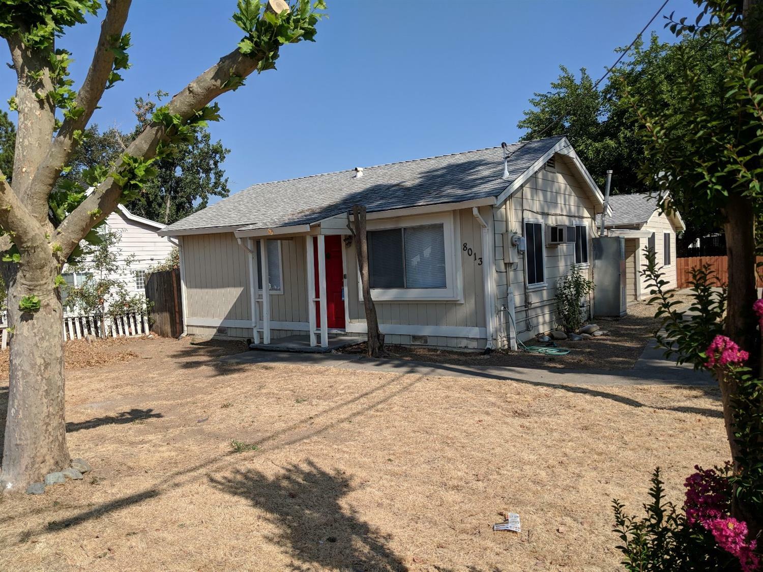 8013 Oak Avenue  Citrus Heights CA 95610 photo