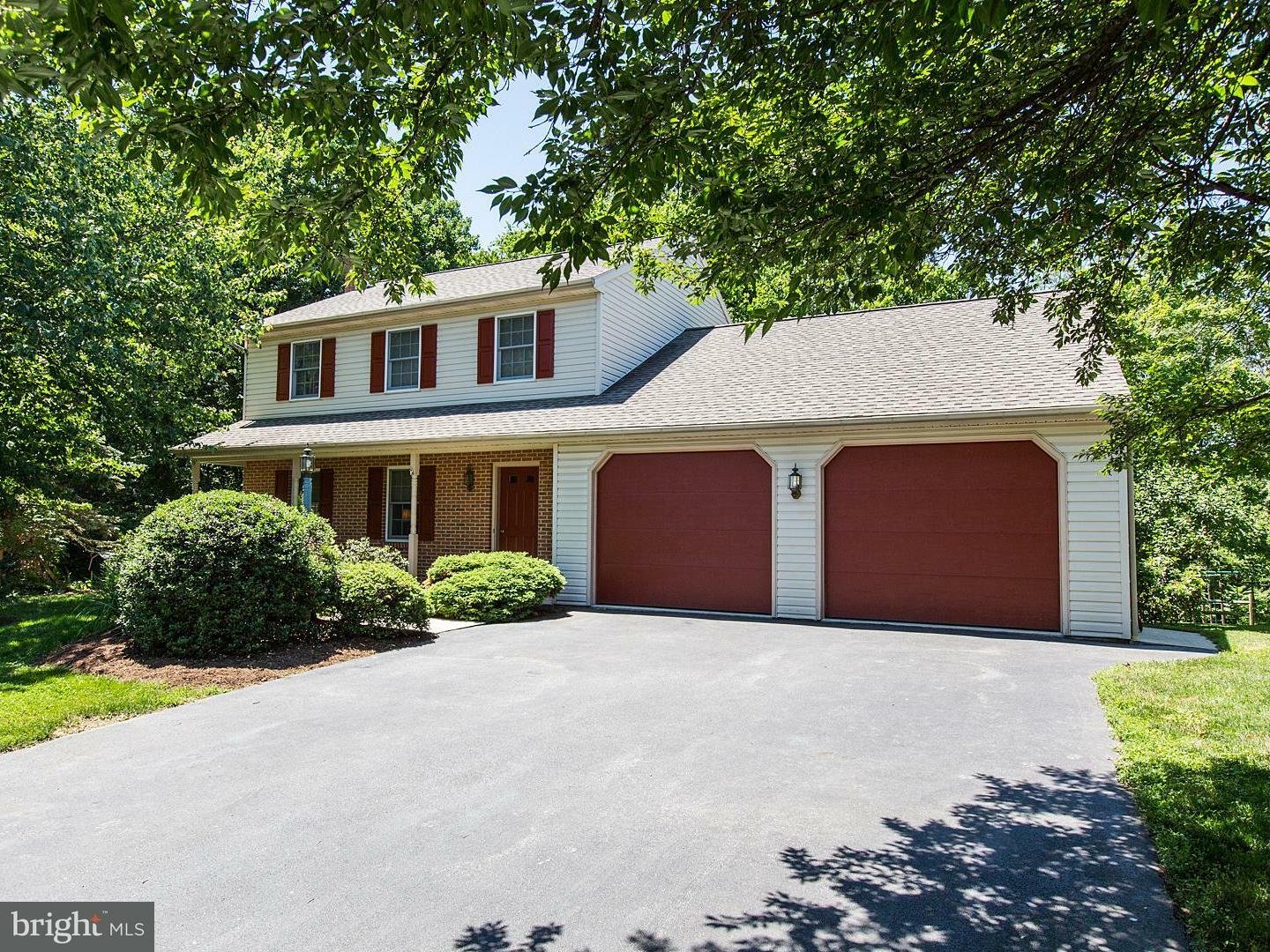 Property Photo: 228 Mayberry Drive PA 17543