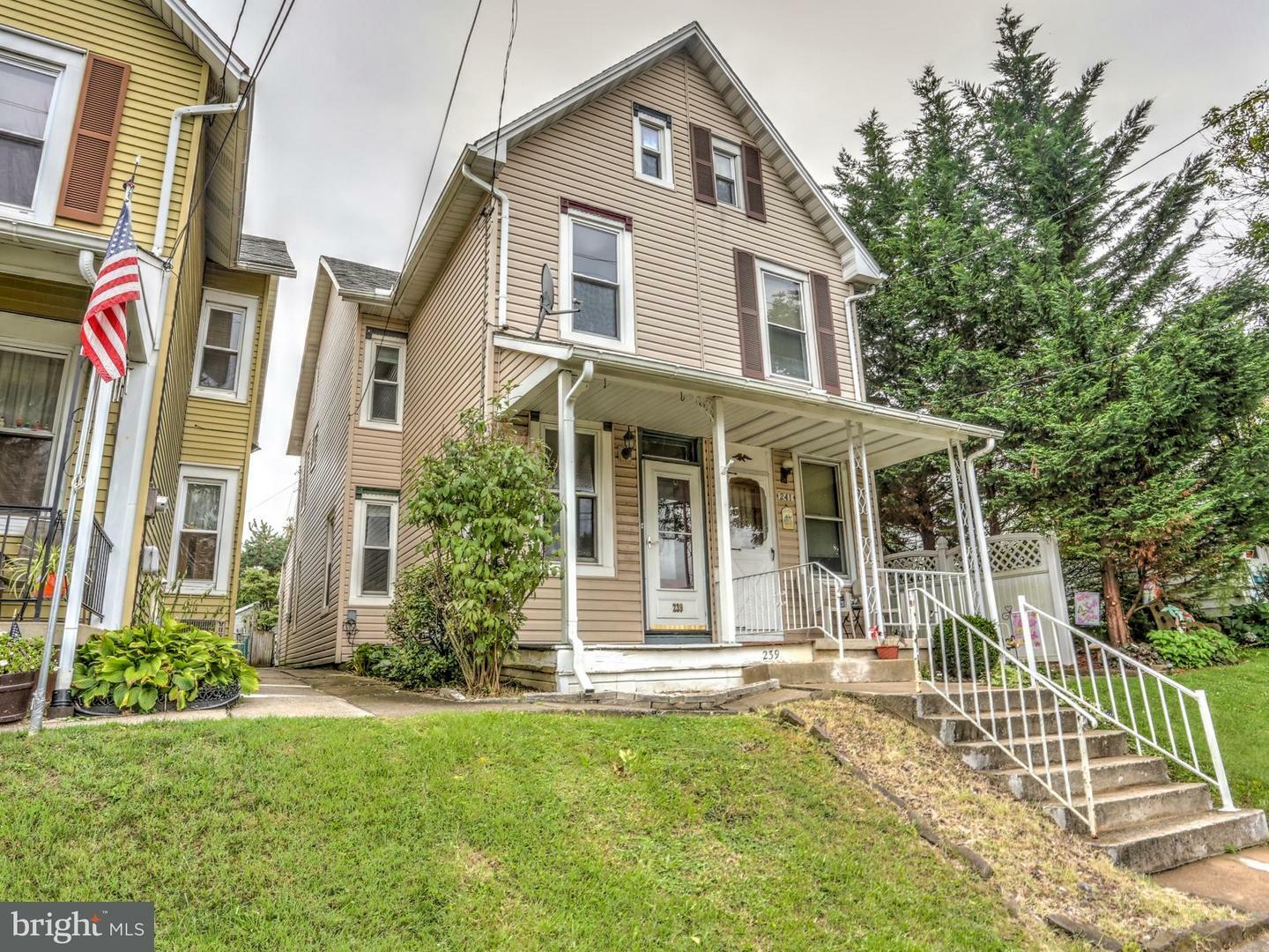 Property Photo:  239 S Wyomissing Avenue  PA 19607 