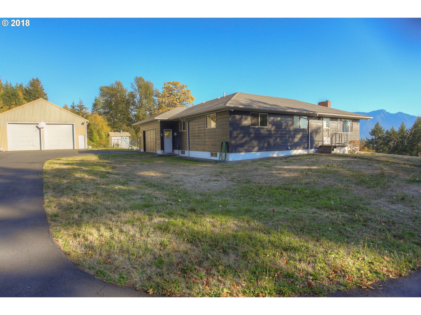 Property Photo: 952 Aalvik Rd WA 98648