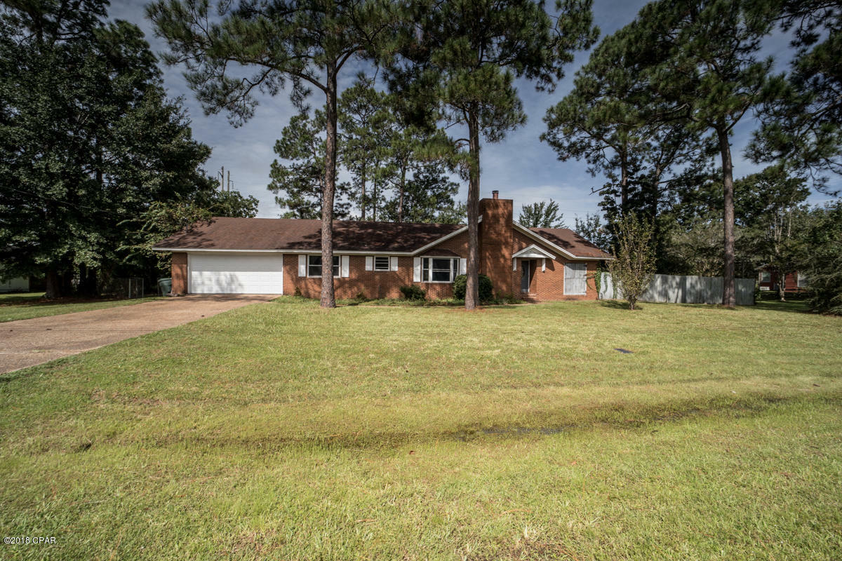 Property Photo:  1800 Maryland Avenue  FL 32444 