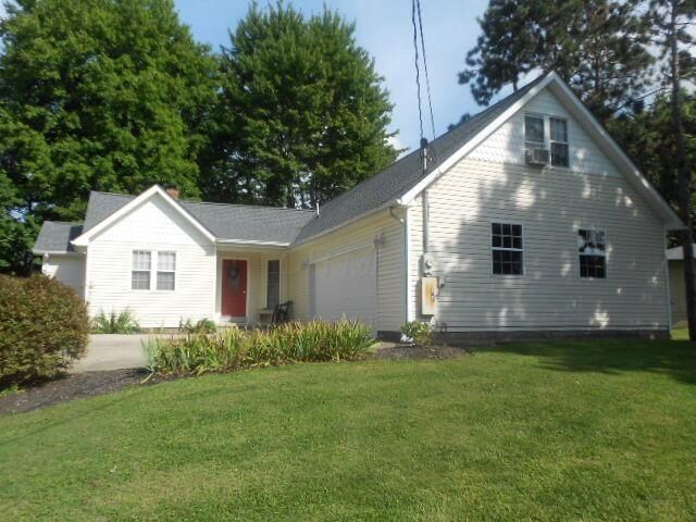 Property Photo:  20372 Catherine Boulevard  OH 43113 