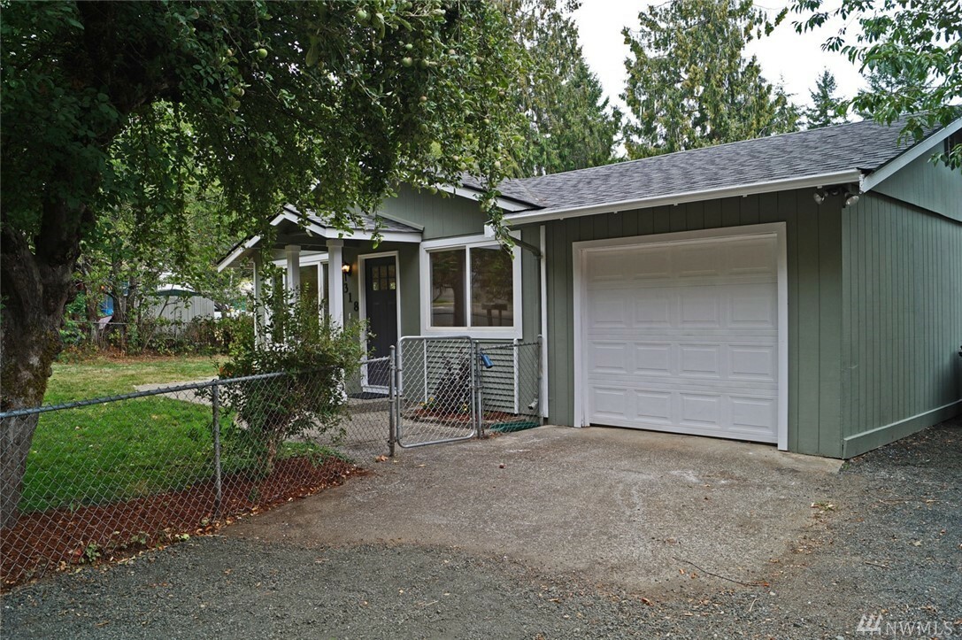 Property Photo:  318 W Grant Ave  WA 98584 