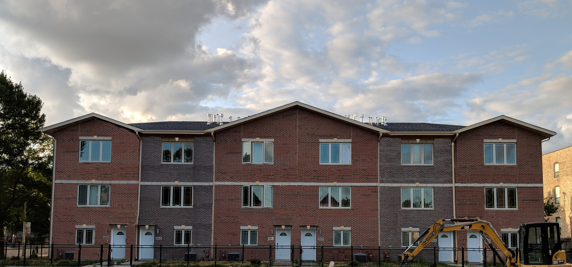 Property Photo: 3521 South Parnell Avenue D IL 60609