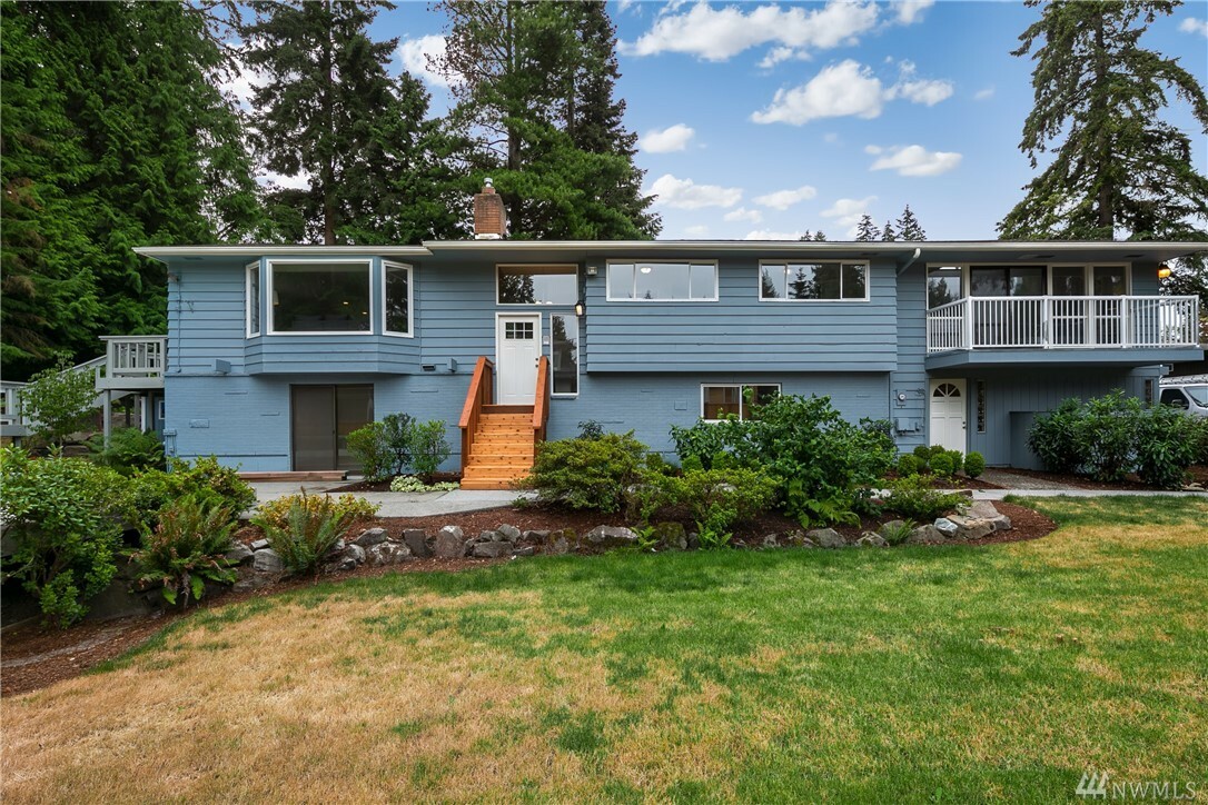 Property Photo:  9333 234th St SW  WA 98020 