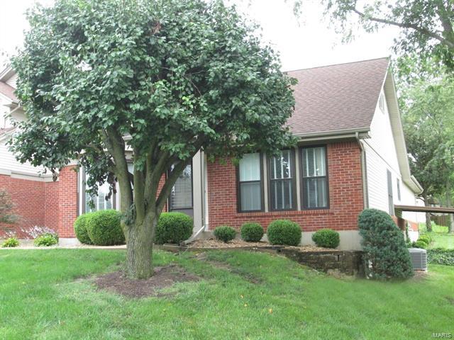 Property Photo: 5122 Starboard Side Drive 63128