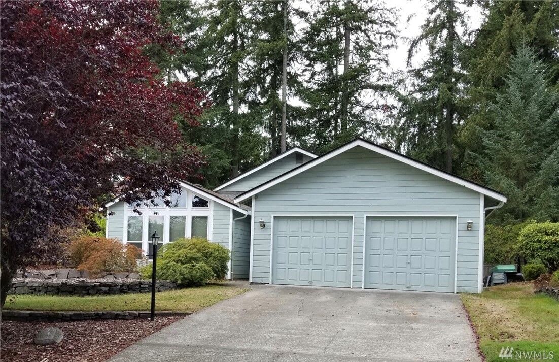 Property Photo:  5110 59th Ave Ct W  WA 98467 