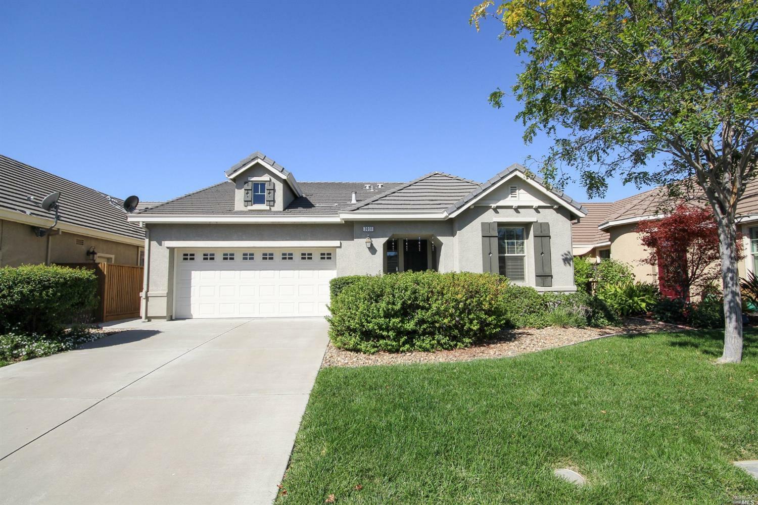 3091 Red Maple Court  Vacaville CA 95687 photo