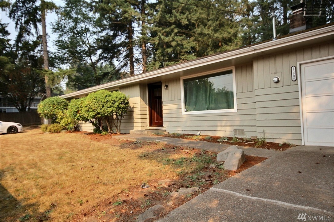 Property Photo:  13908 156th Ave SE  WA 98059 