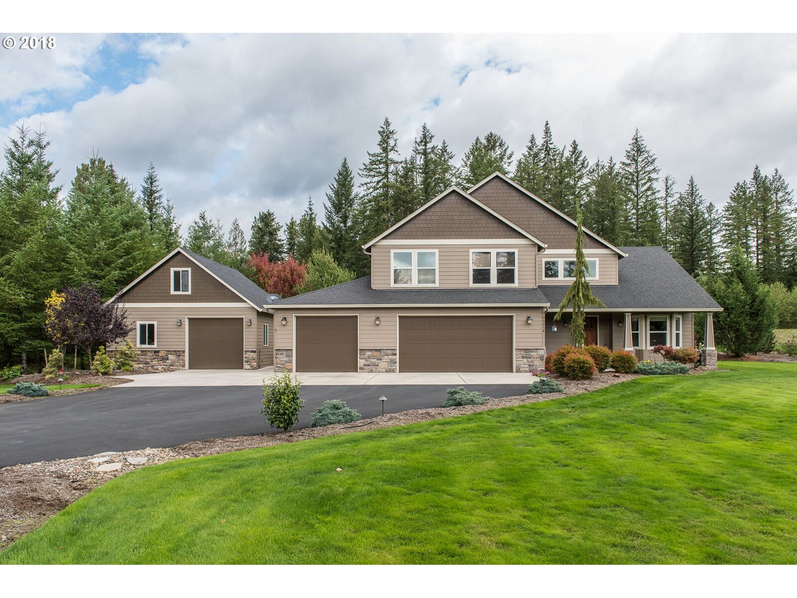 Property Photo: 22016 NE 218th Cir WA 98604