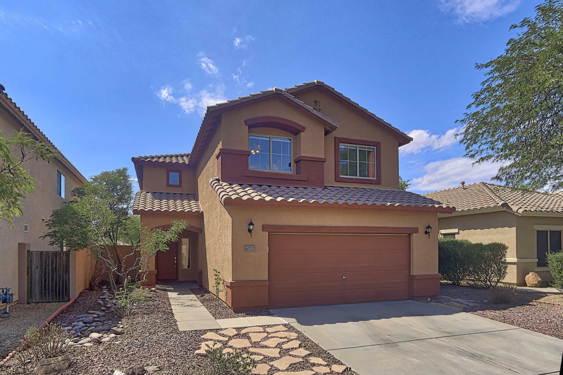 Property Photo:  40732 N Robinson Drive  AZ 85086 