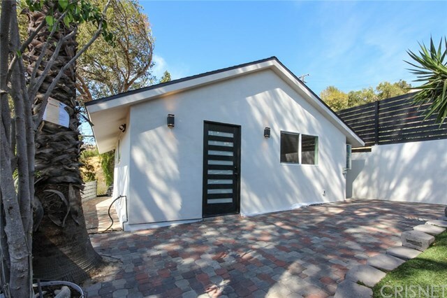 Property Photo:  9449 Healy Trail  CA 91311 