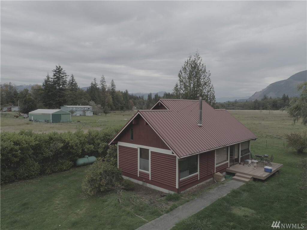 Property Photo:  30634 S Skagit Hwy  WA 98284 