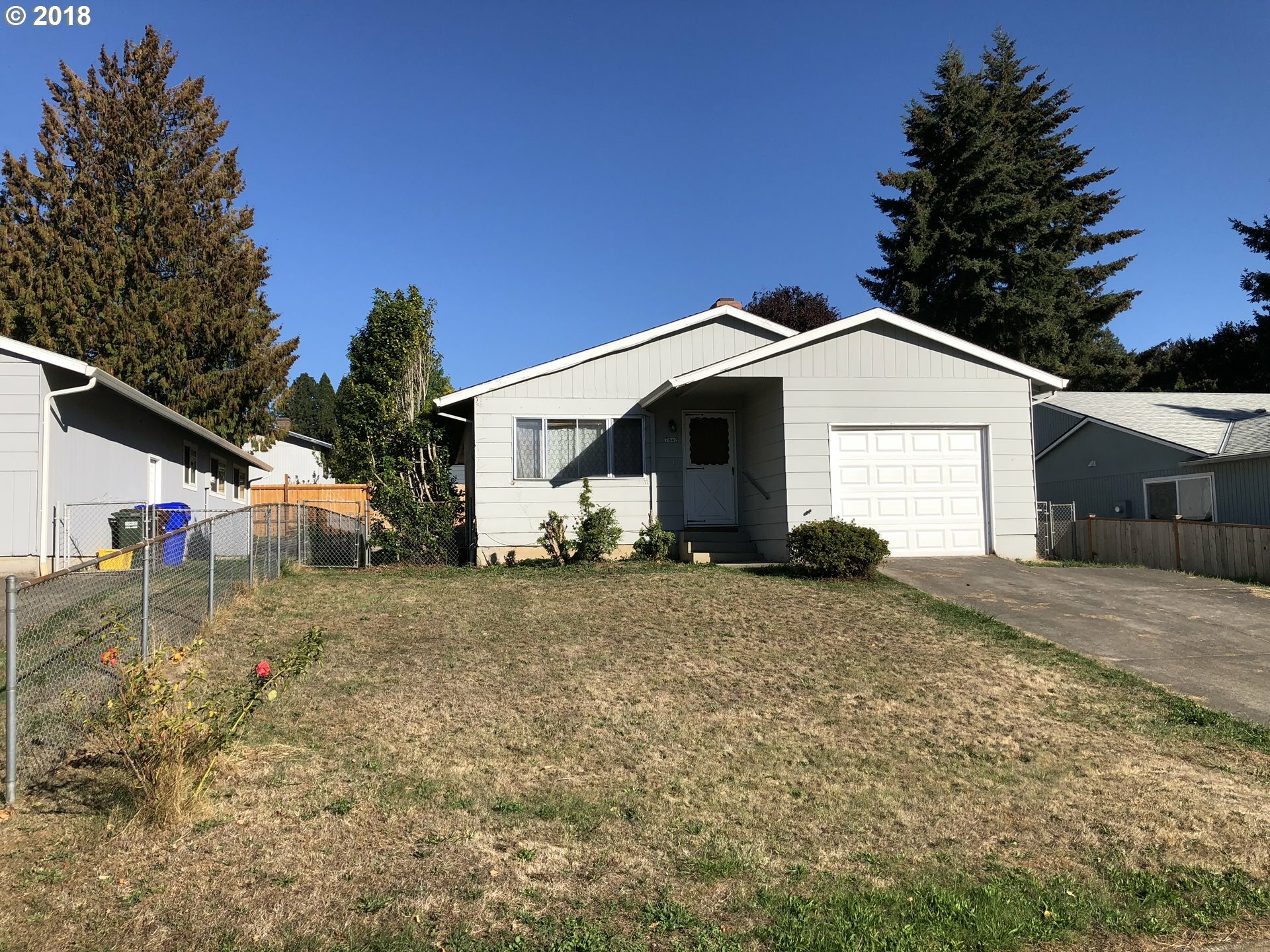 Property Photo: 7842 SE 103rd Ave OR 97266