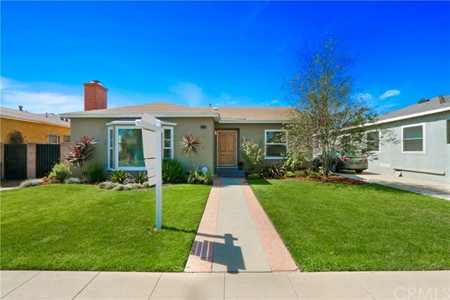 Property Photo:  2451 Oregon Avenue  CA 90806 