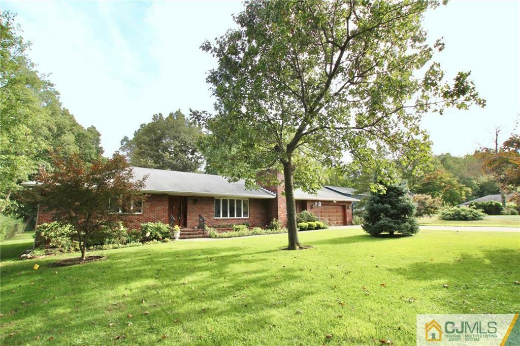 Property Photo:  18 Fresh Ponds Road  NJ 08816 