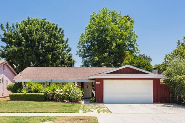 Property Photo:  7532 Garden Grove Avenue  CA 91335 