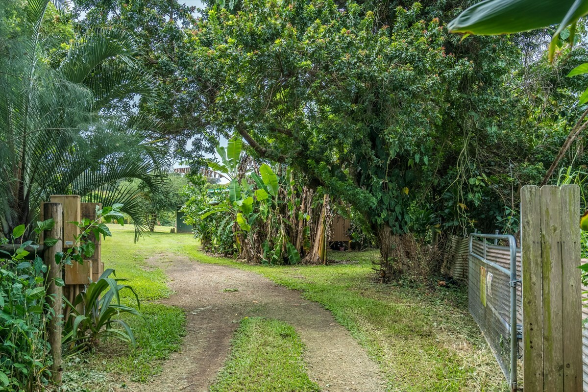 Property Photo:  55-524 Hawi Rd 4  HI 96719 