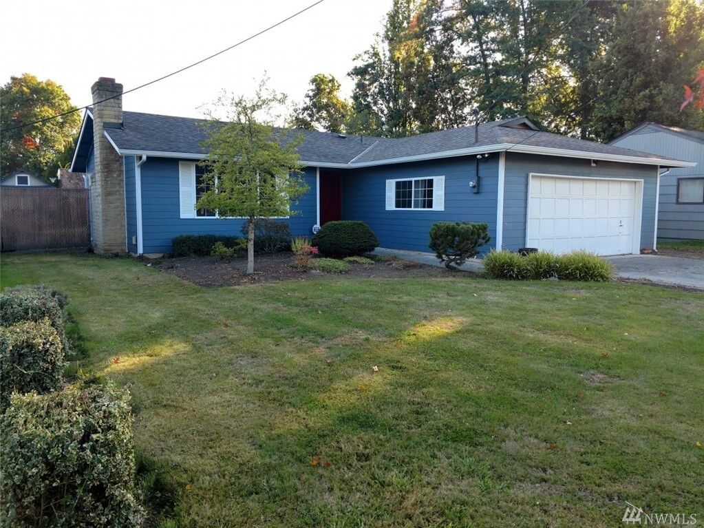 Property Photo: 1610 W Pioneer WA 98371