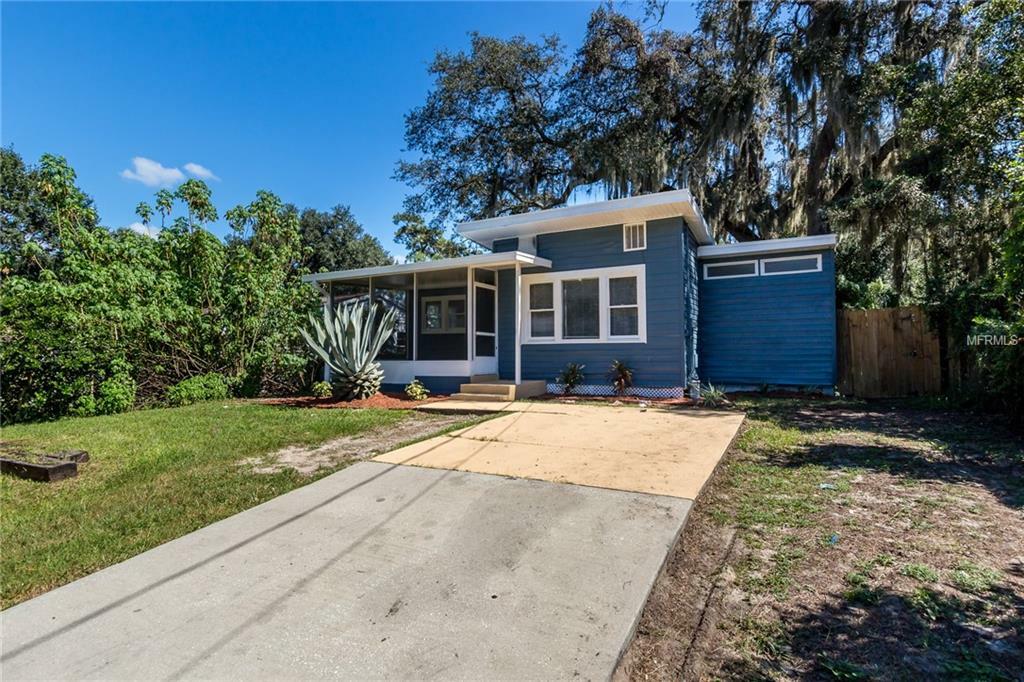 Property Photo:  8711 N Dexter Avenue  FL 33604 