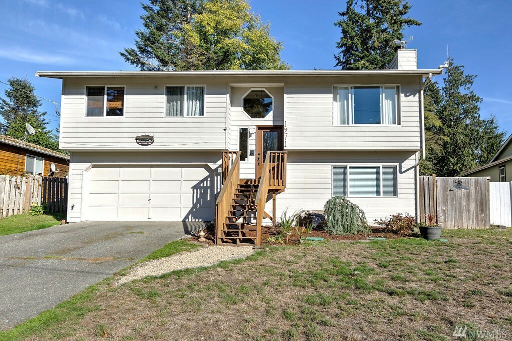 1271 Rickover Dr  Coupeville WA 98239 photo