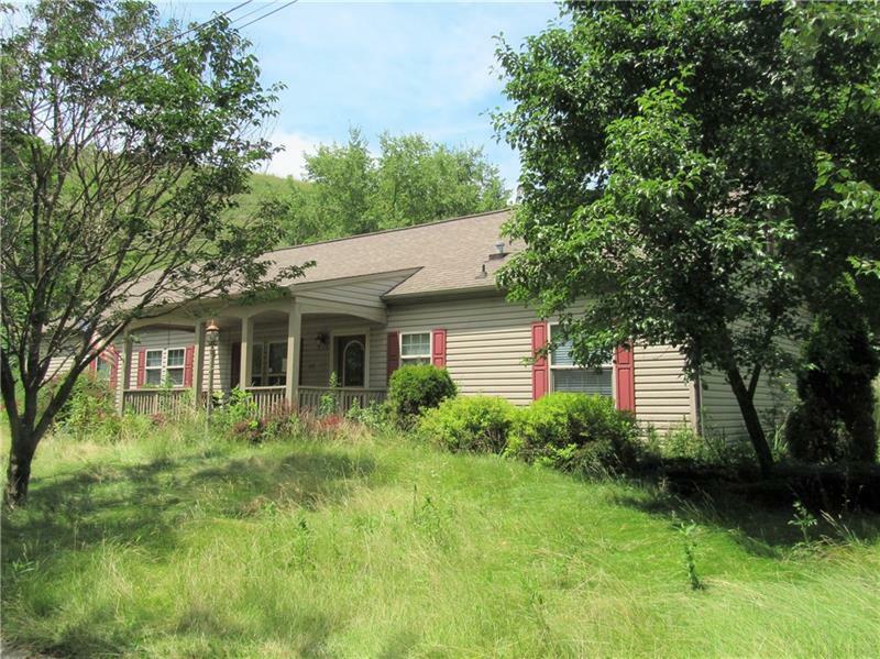 Property Photo:  113 Conwell Ave  PA 15084 