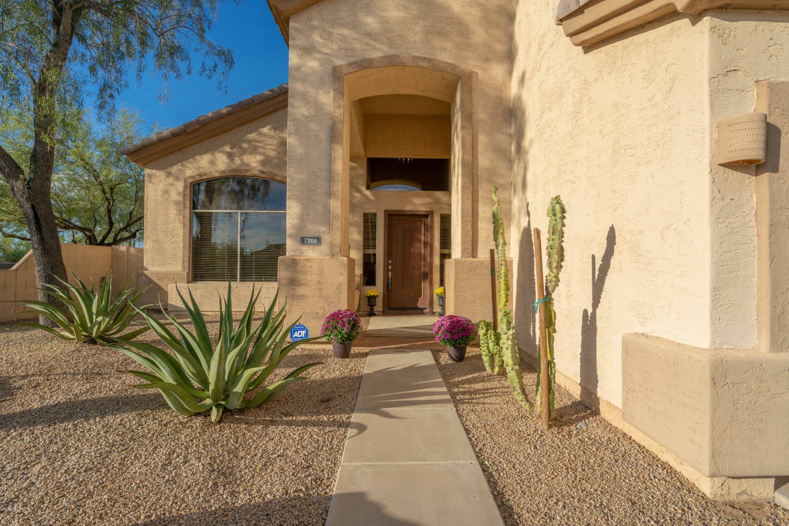 Property Photo:  7208 E Wingspan Way  AZ 85255 