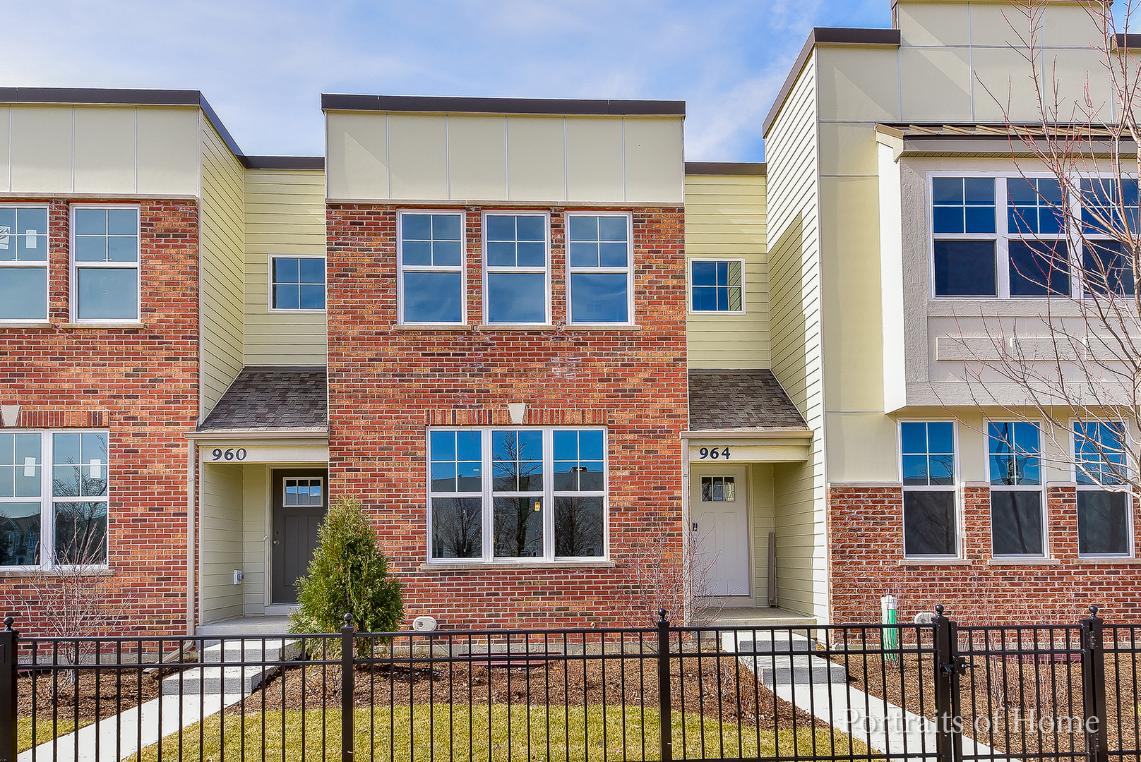 Property Photo: 936 Station Boulevard 807 IL 60504