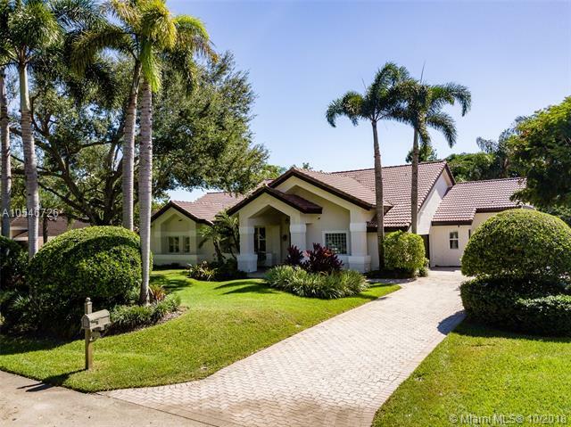 Property Photo: 9816 SW 110th St FL 33176