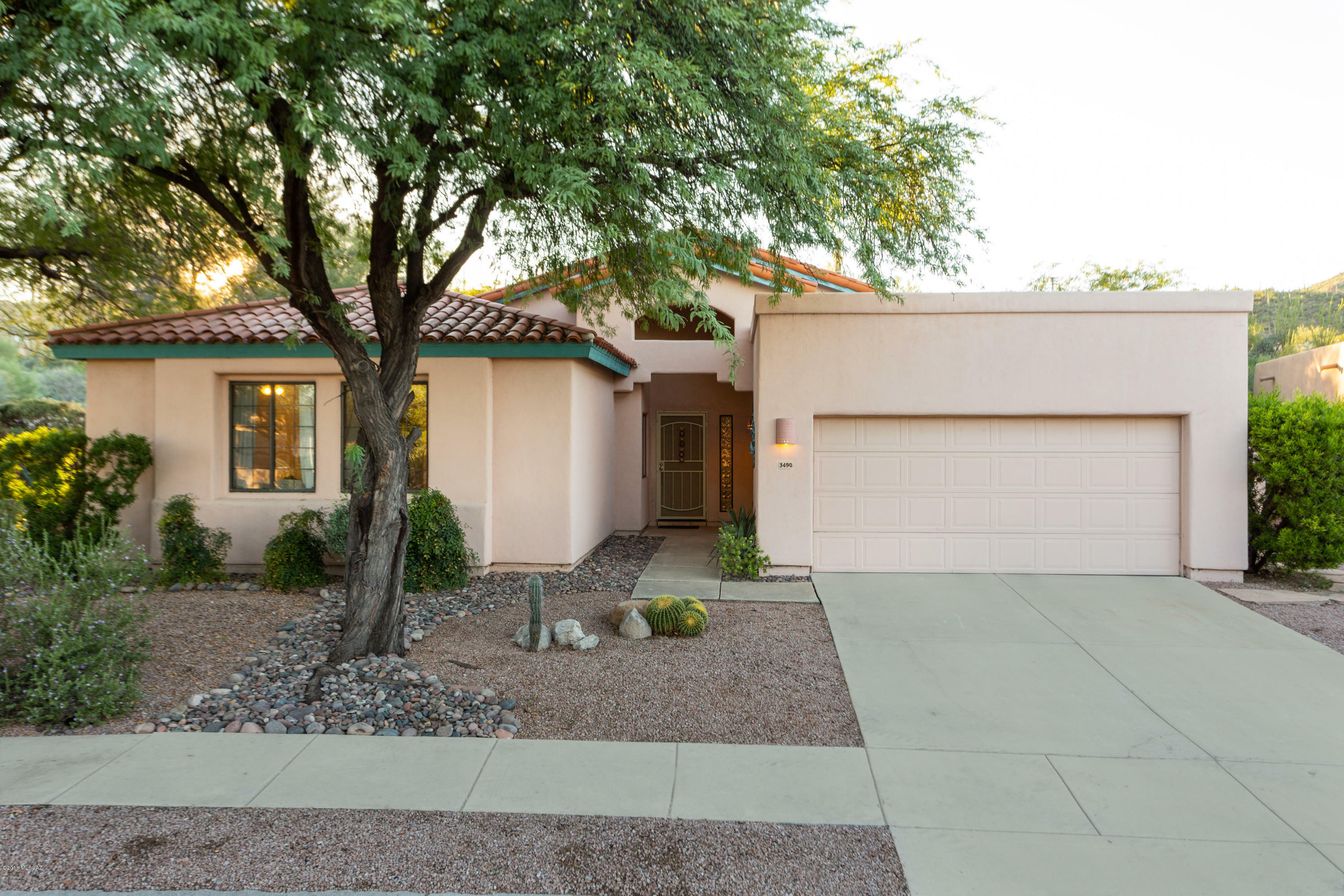 Property Photo:  3490 W Quail Haven Circle  AZ 85745 