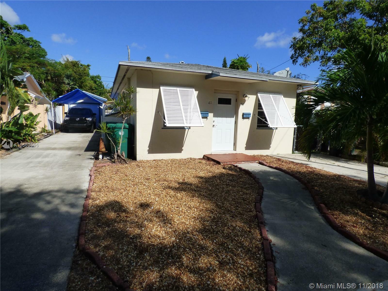 Property Photo: 39 SE 13th St FL 33004