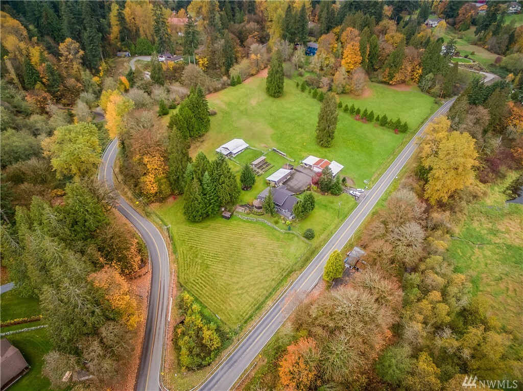 Property Photo:  16810 Connelly Rd  WA 98296 