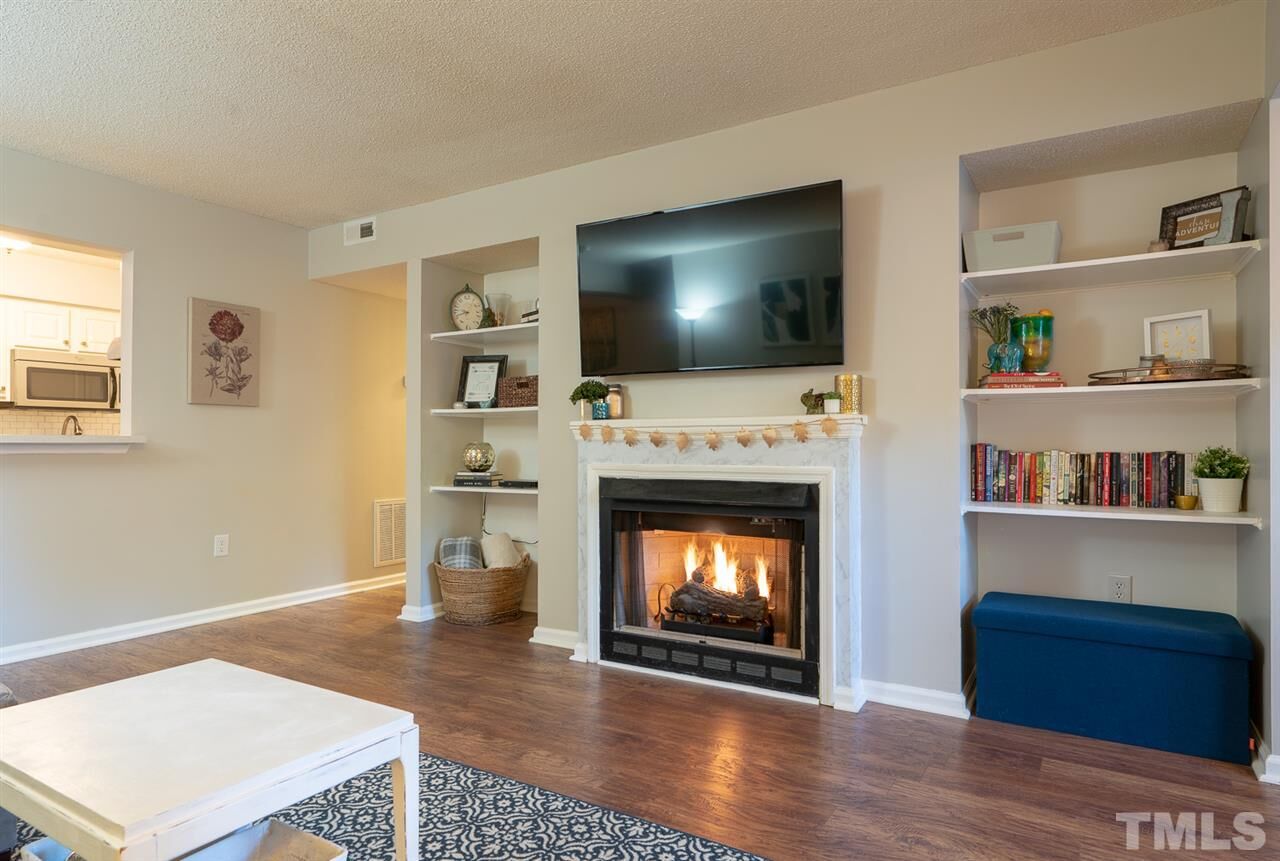 Property Photo:  1309 Hillbrow Lane 103  NC 27615-4724 