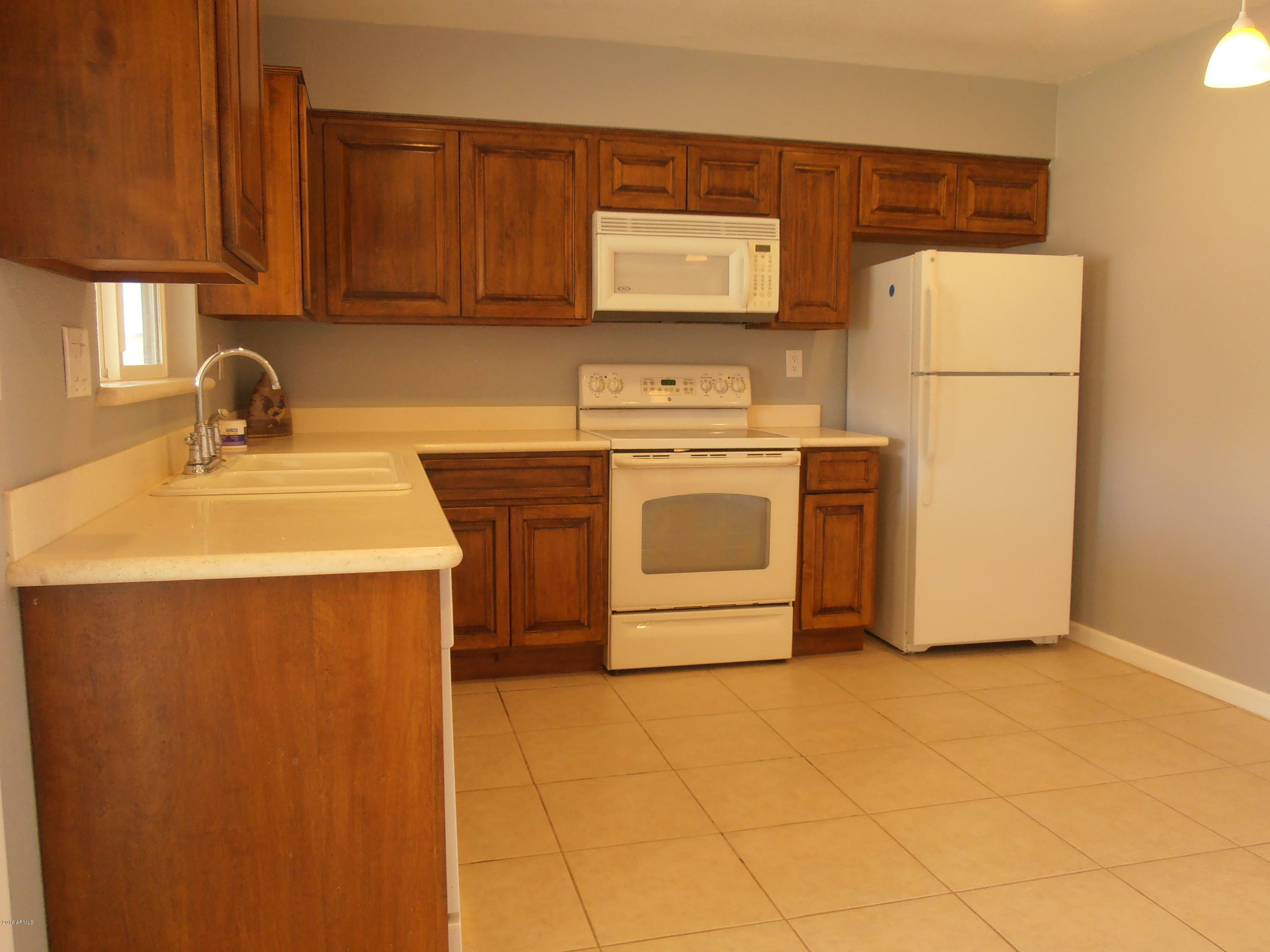 Property Photo:  15872 N 18th Street  AZ 85022 