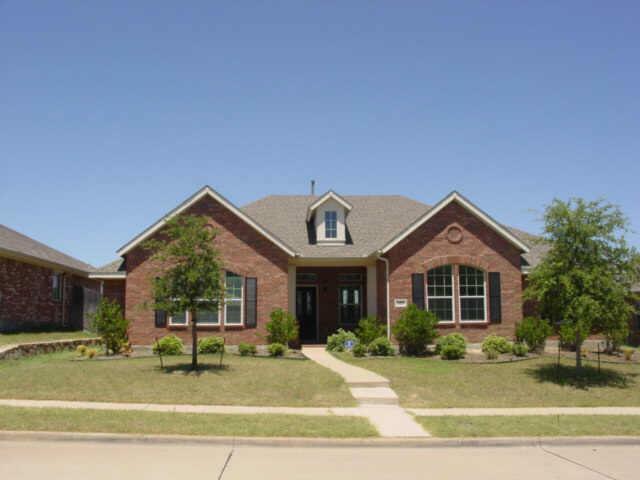 Property Photo:  629 Azalea Drive  TX 75154 