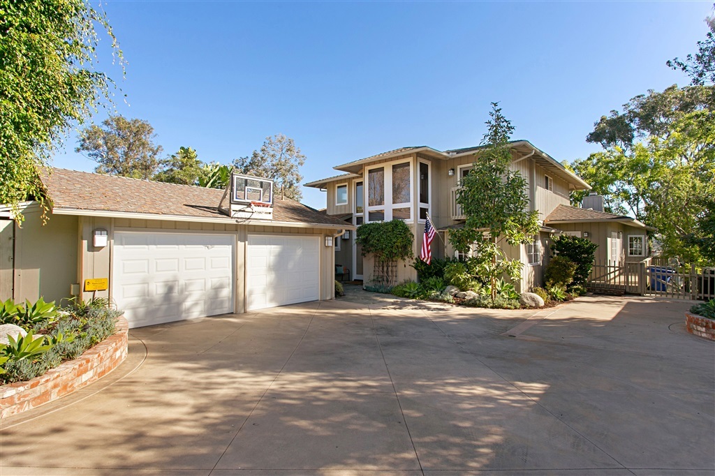 Property Photo:  1579 Gascony Road  CA 92024 